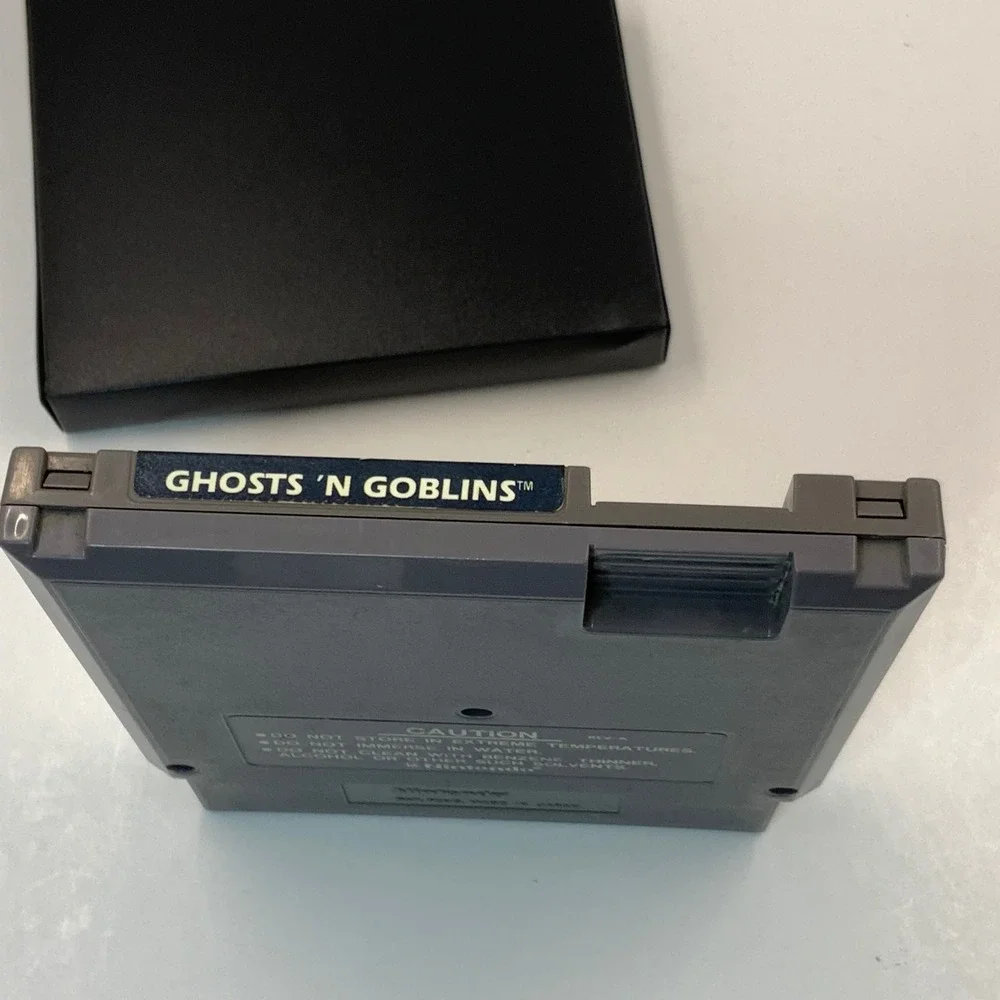 Ghosts 'N Goblins Nintendo NES Capcom Video Game Cartridge NES-GG-USA 3-Screw
